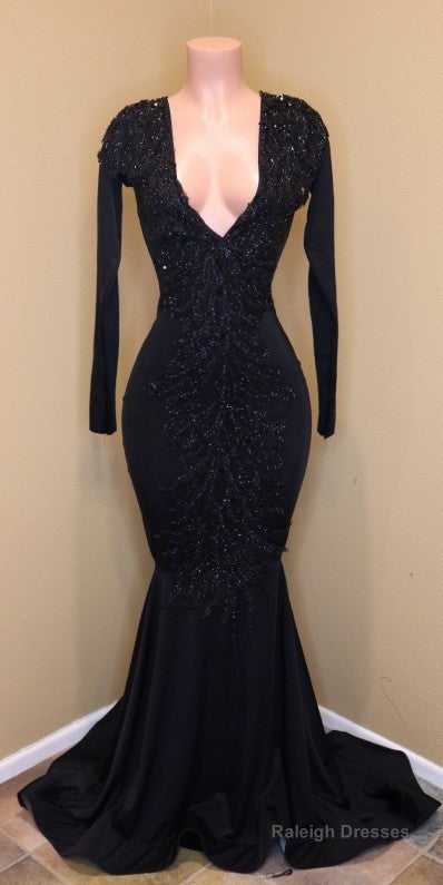 Mermaid Lace Sequins V Neck Long Sleeveless Black Prom Dresses
