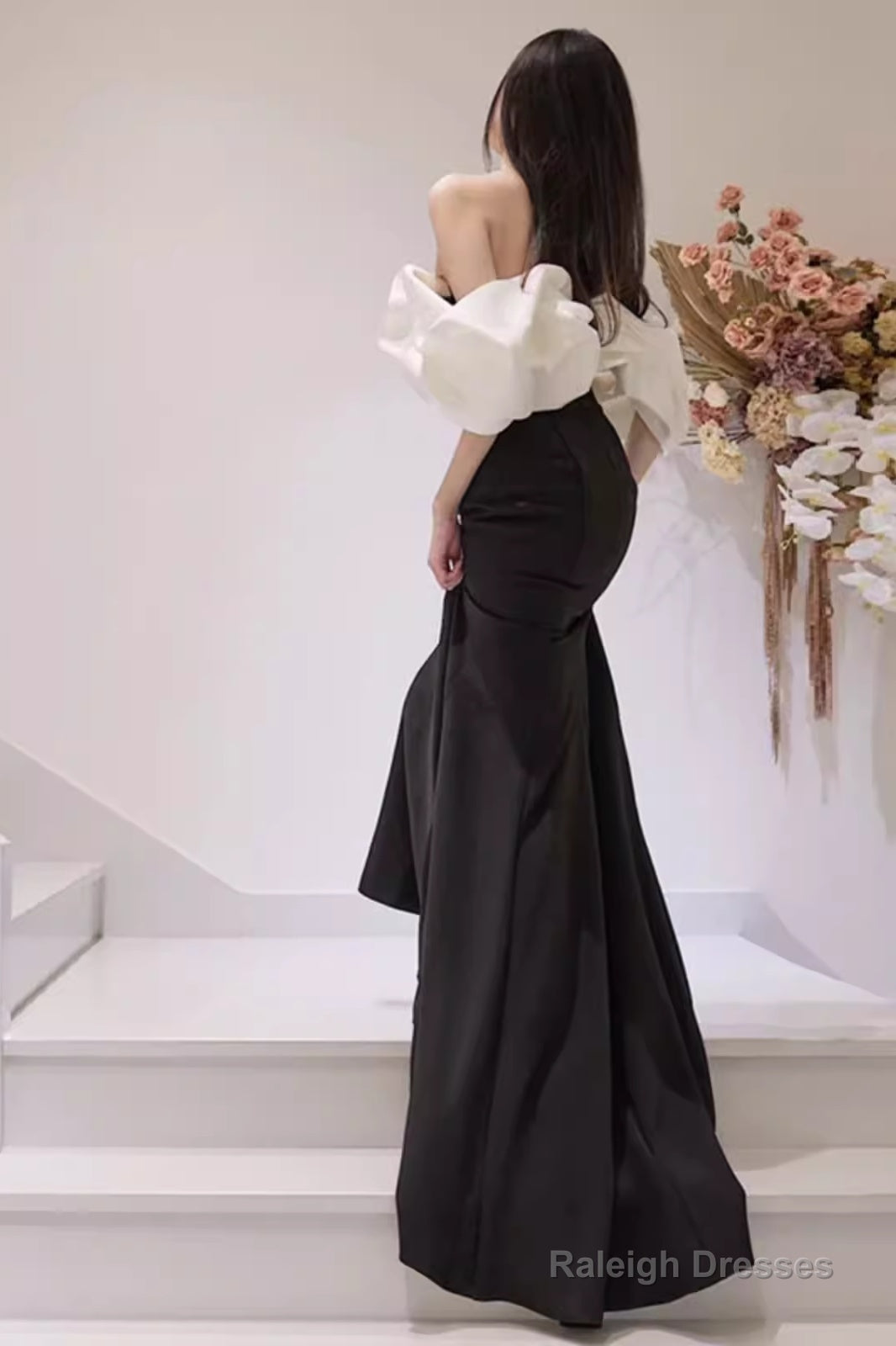 Mermaid Off The Shoulder Black Satin Long Prom Dresses Secondary image