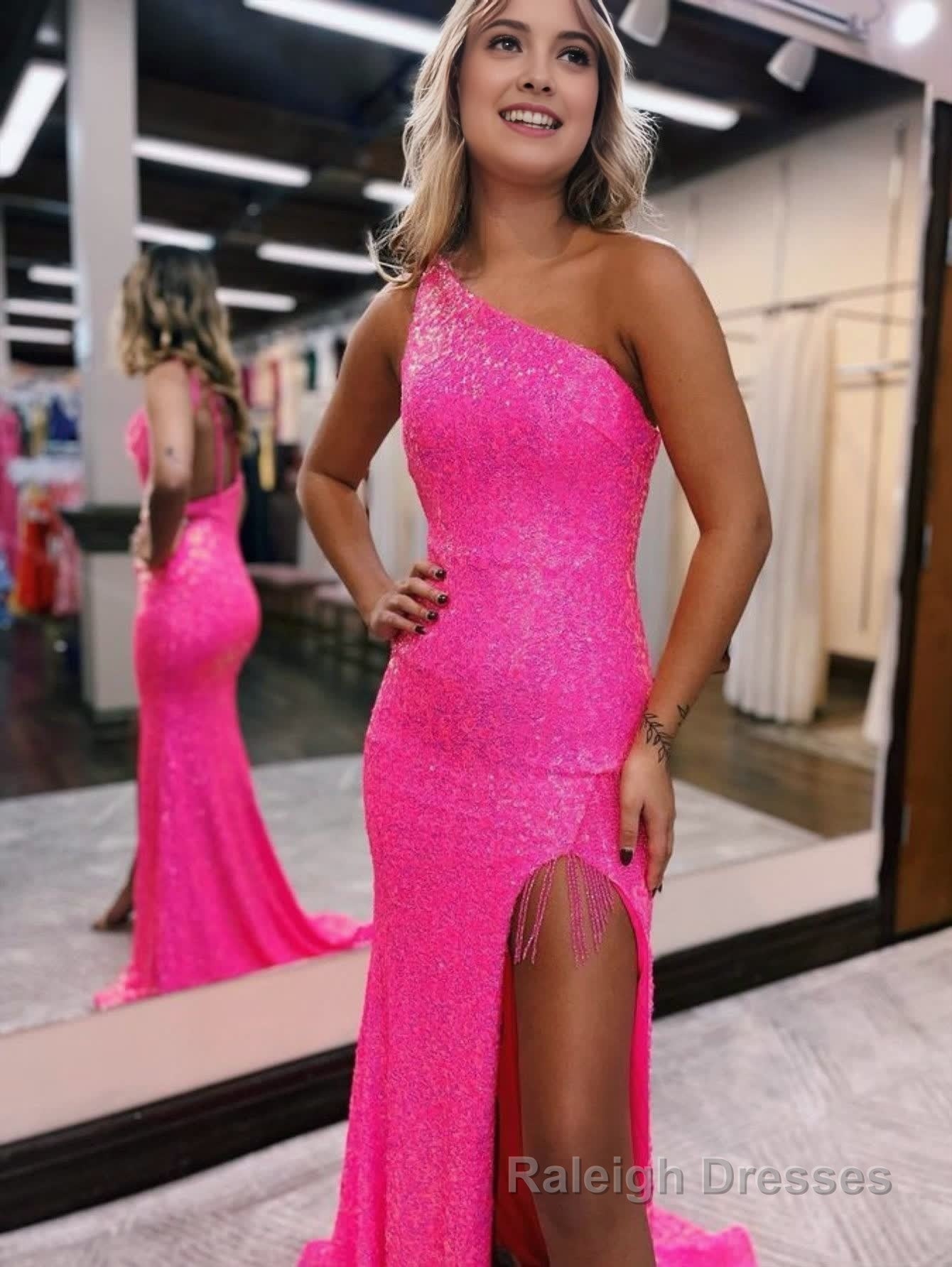 Mermaid One Shoulder Sequins Prom Dress With Tassels