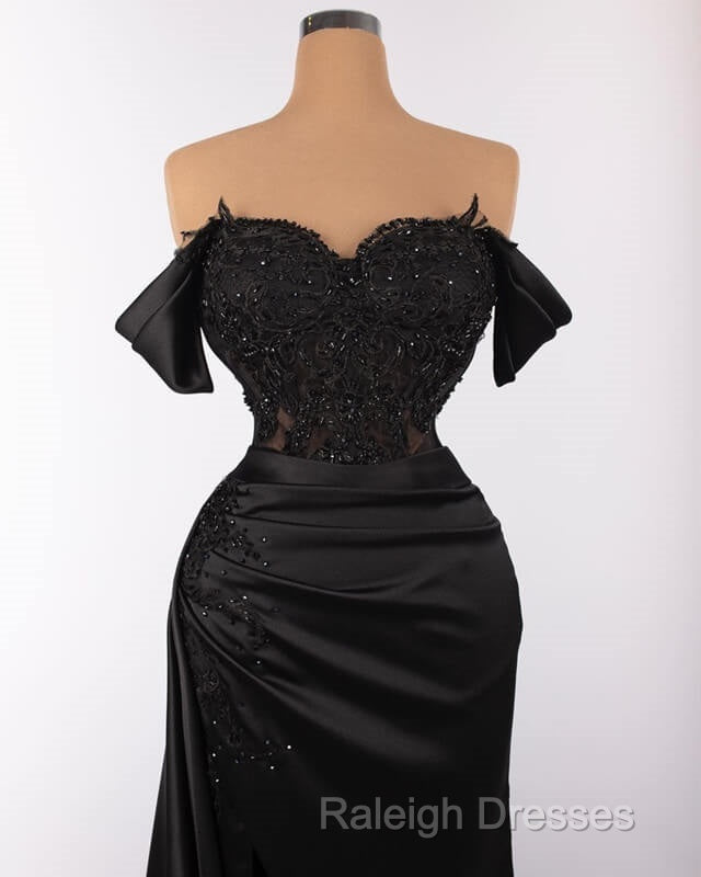 Mermaid Satin Split Dress With Lace Corset Secondary image