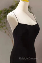 Mermaid Straps Black Velvet Long Prom Dresses