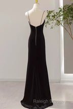 Mermaid Straps Black Velvet Long Prom Dresses