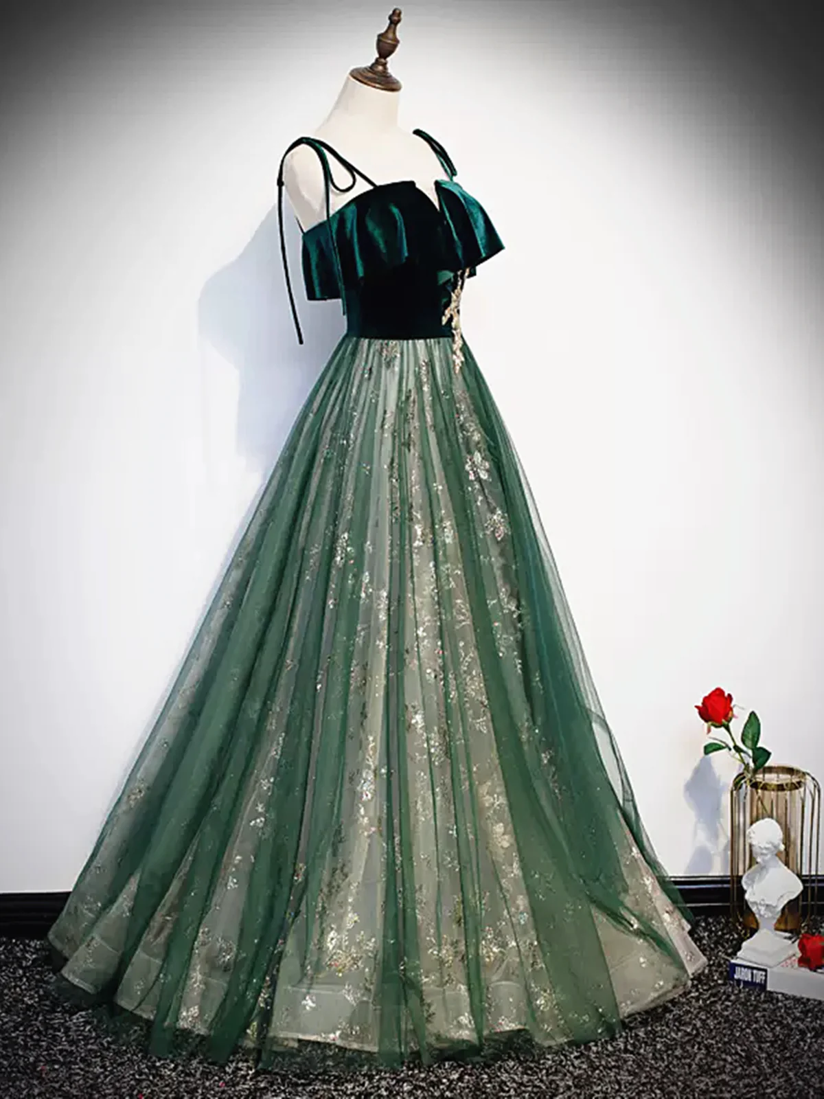 Green Straps Velvet Long Lace Prom Dress Secondary image