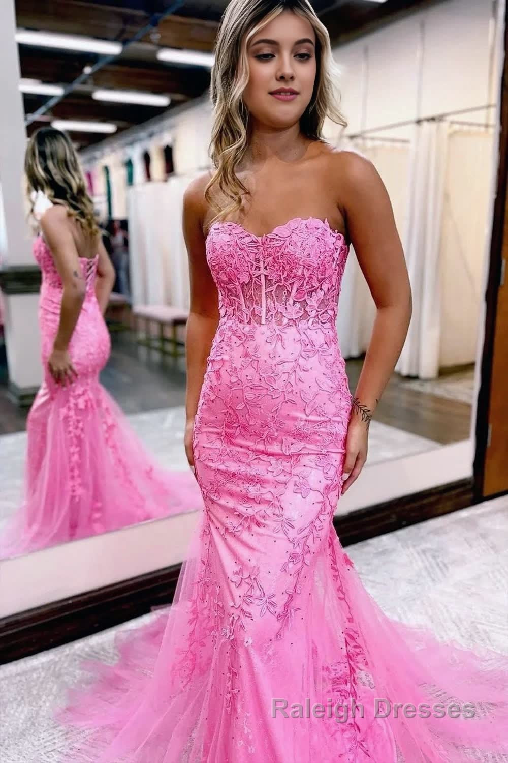 Mermaid Sweetheart Neck Lace Long Prom Dress With Appliques Secondary image