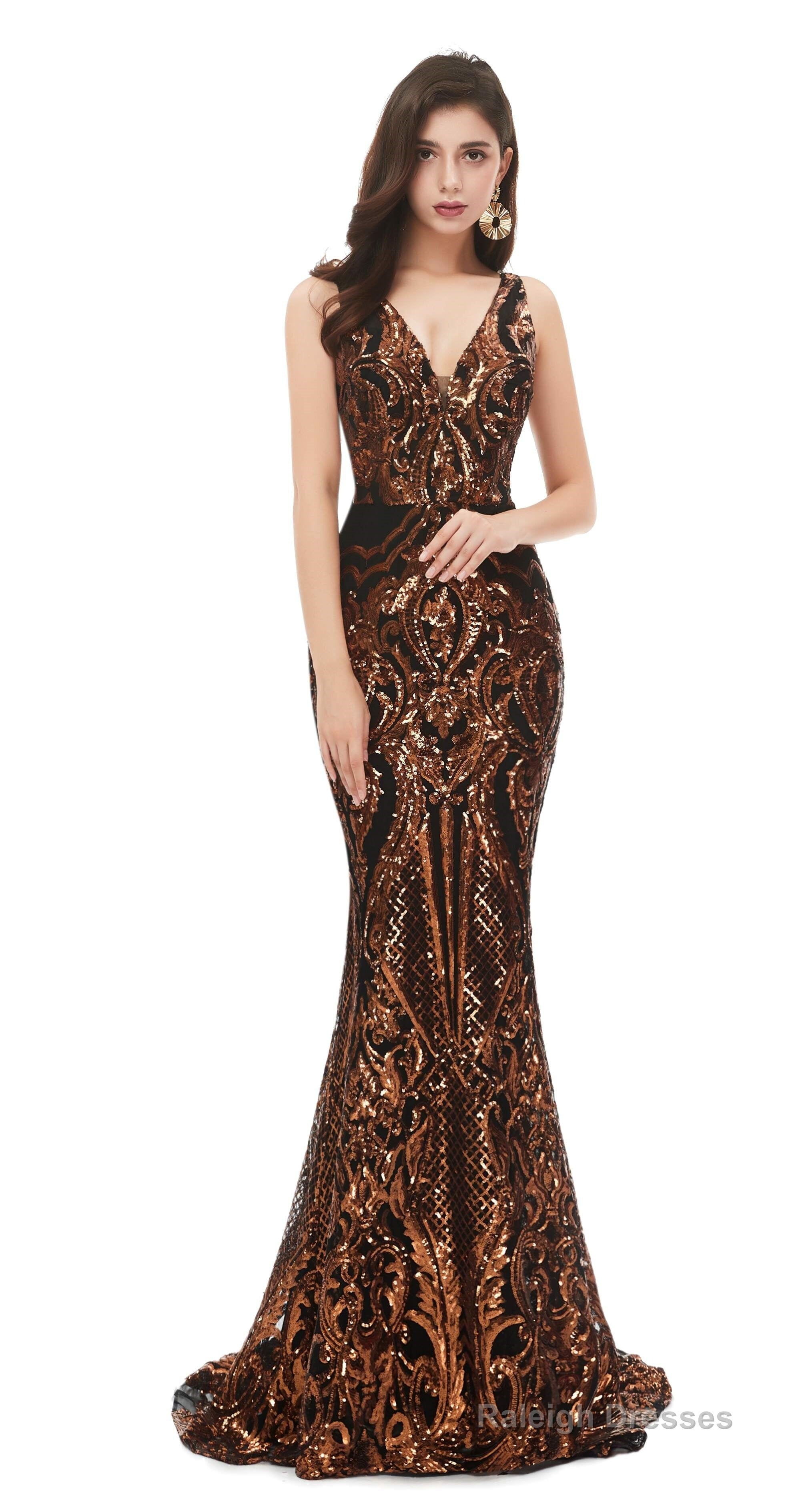 Mermaid V Neck Sleeveless Sequind Long Prom Dresses Secondary image