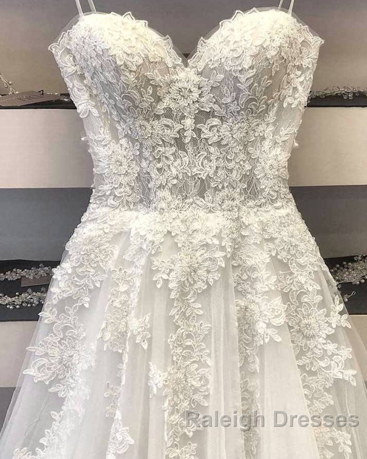 Modest Long A Line Sweetheart Lace Tulle Wedding Dresses
