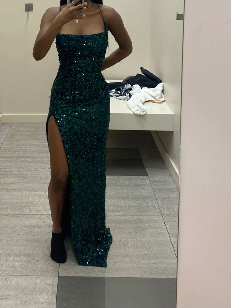 Modest Mermaid Long Dark Green Sequin Slit Prom Dress Main image