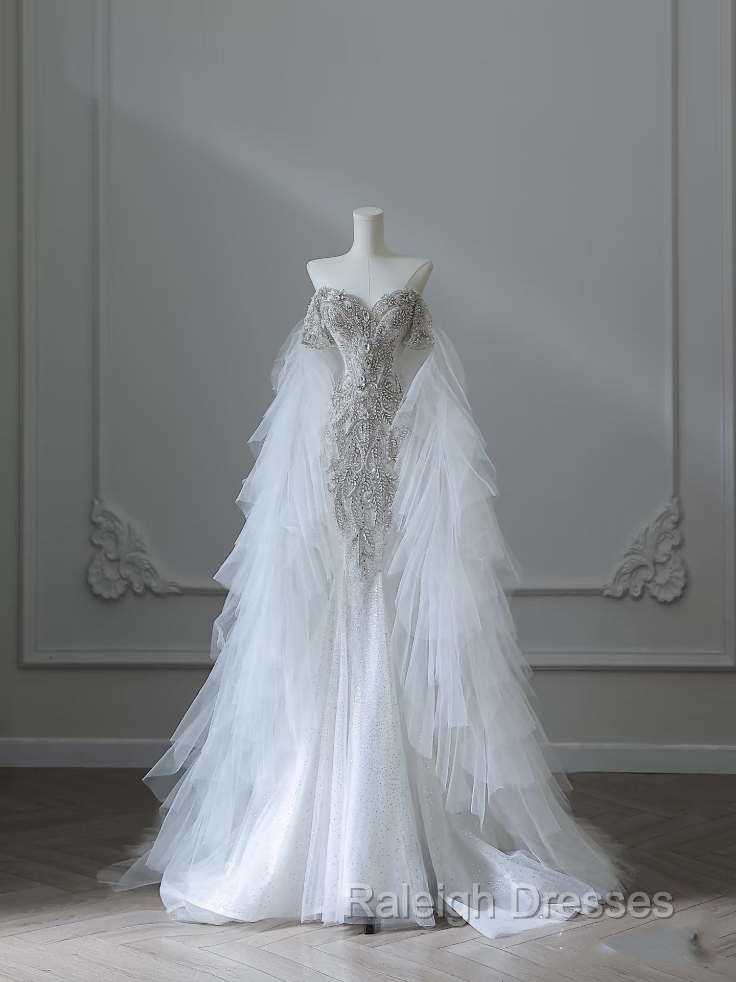 Modest Mermaid Off The Shoulder White Tulle Long Wedding Dresses Brides Dress Secondary image