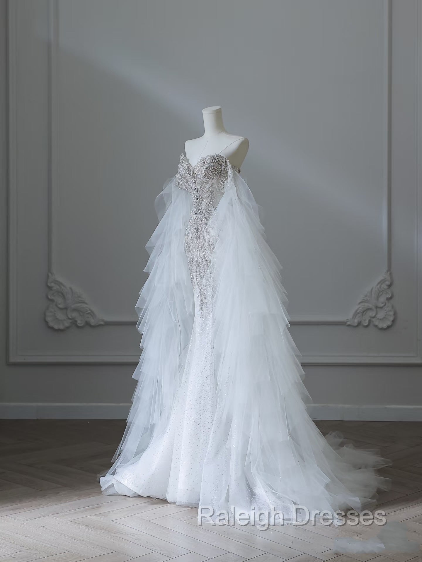 Modest Mermaid Off The Shoulder White Tulle Long Wedding Dresses Brides Dress