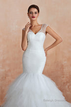 Multi-Tiered Lace-Up Mermaid Wedding Dresses with Chapel Train