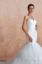 Multi-Tiered Lace-Up Mermaid Wedding Dresses with Chapel Train