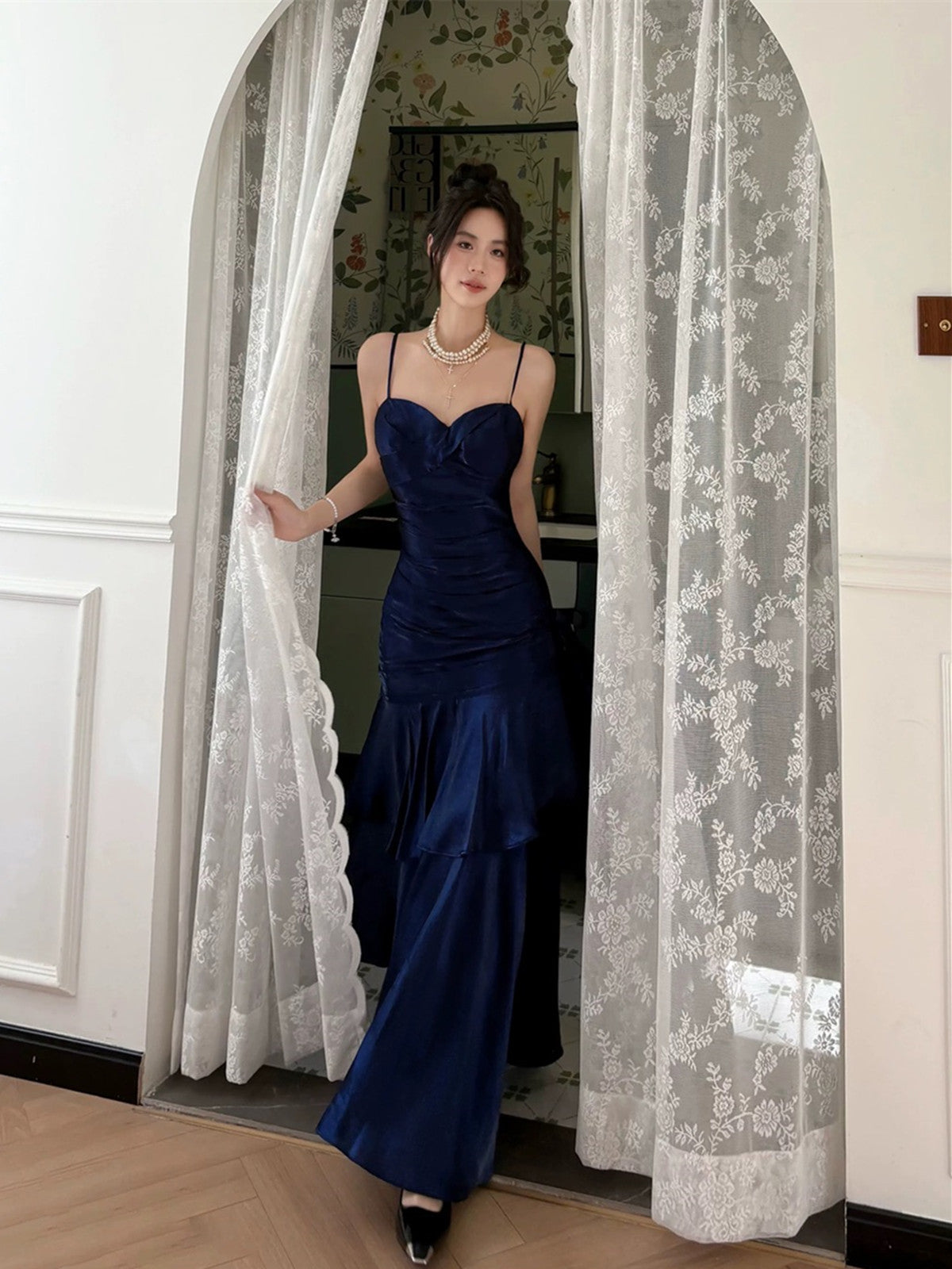 Navy Blue Sweetheart Straps Mermaid Prom Dresses Navy Blue Sweetheart Prom Dresses Secondary image