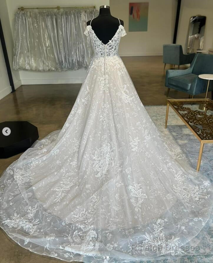 Off The Shoulder A-Line Lace Wedding Dress