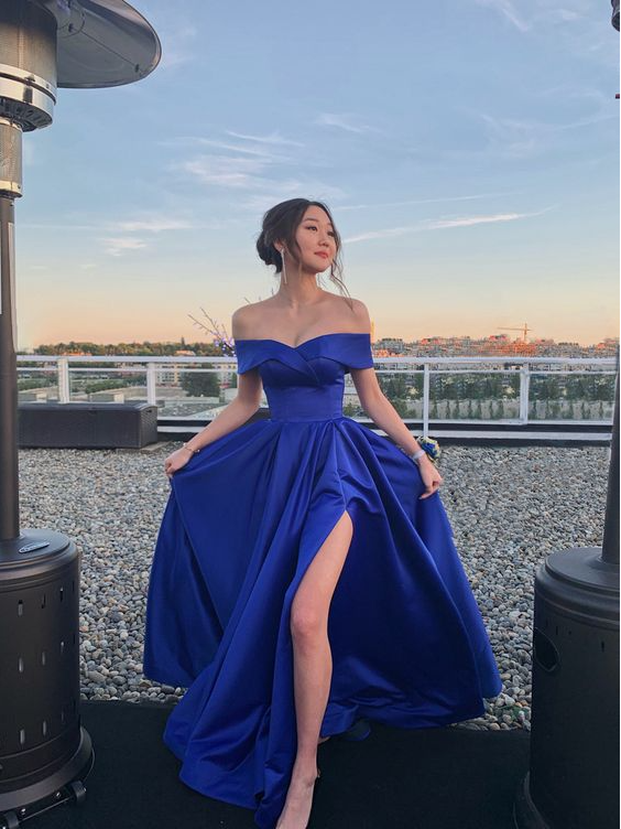 Off The Shoulder Royal Blue Prom Dresses Main image
