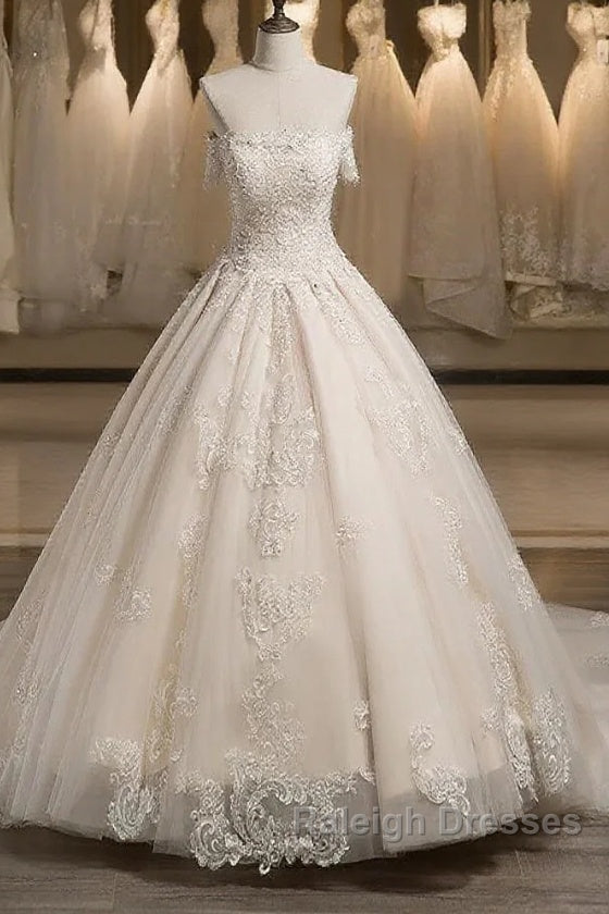 Off-The-Shoulder Short Sleeves Tulle Applique With Beading Court Train Ball Gown Wedding Dresses Main image