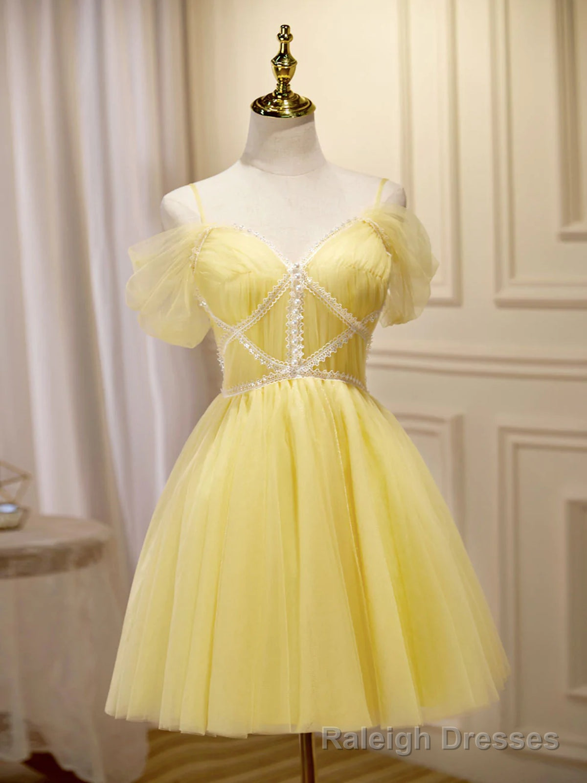 Off the Shoulder Short Yellow Prom Dresses, Off Shoulder Short Yellow Formal Graduation Dresses Main image
