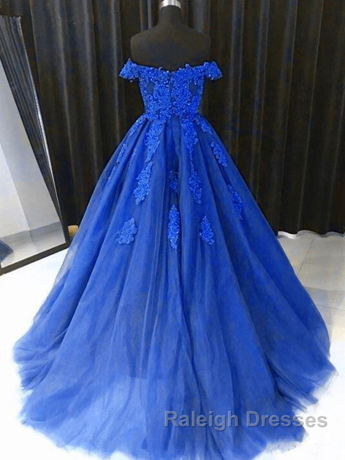 Off the Shouler Royal Blue Lace Prom Dresses, Off Shoulder Blue Lace Formal Evening Dresses Secondary image