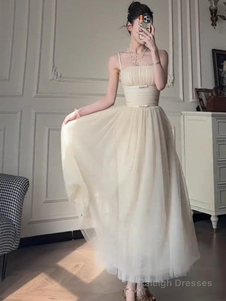 Off-White A-Line Spaghetti Strap Tulle Prom Dresses Birthday Dresses Main image
