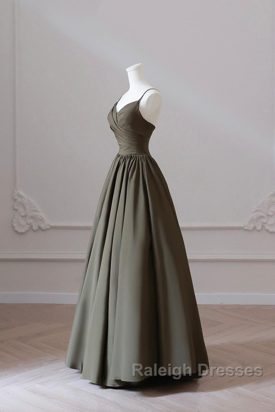 Olive Green Spaghetti Strap Satin Long Prom Dresses A-Line V Neck Prom Dresses Secondary image