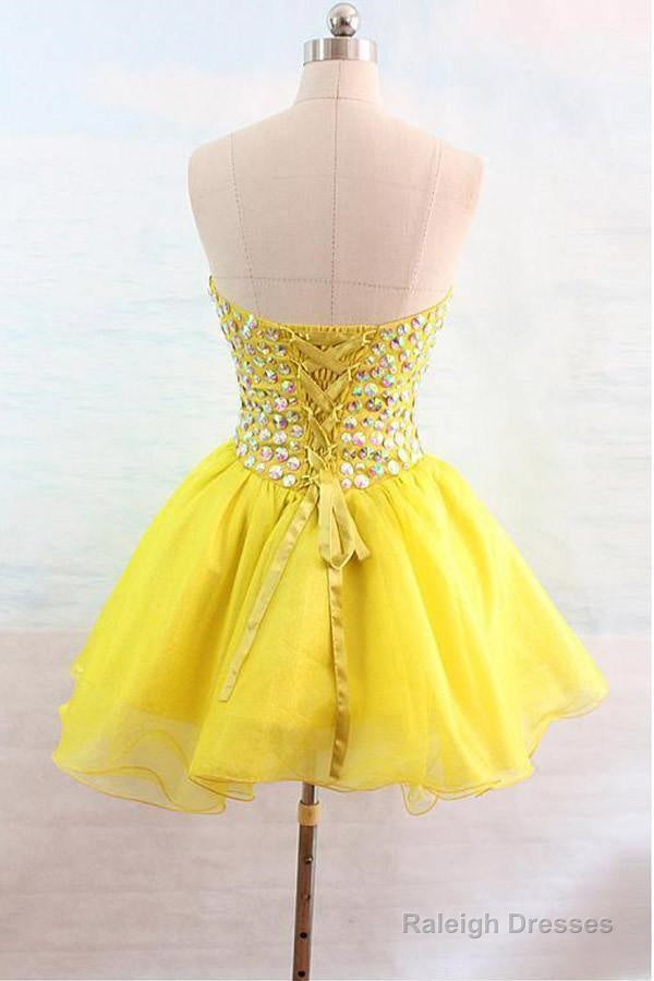Organza Sweetheart Yellow Homecoming Dresses With Beading Secondary image