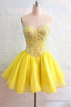 Organza Sweetheart Yellow Homecoming Dresses With Beading