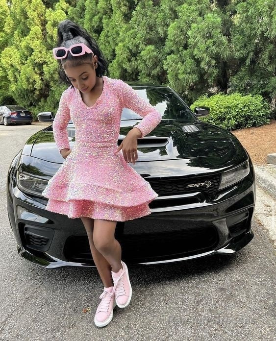 Pink Cocktail Dresses A-Line V-Neck Long Sleeve Shiny Sequin Homecoming Dresses Main image