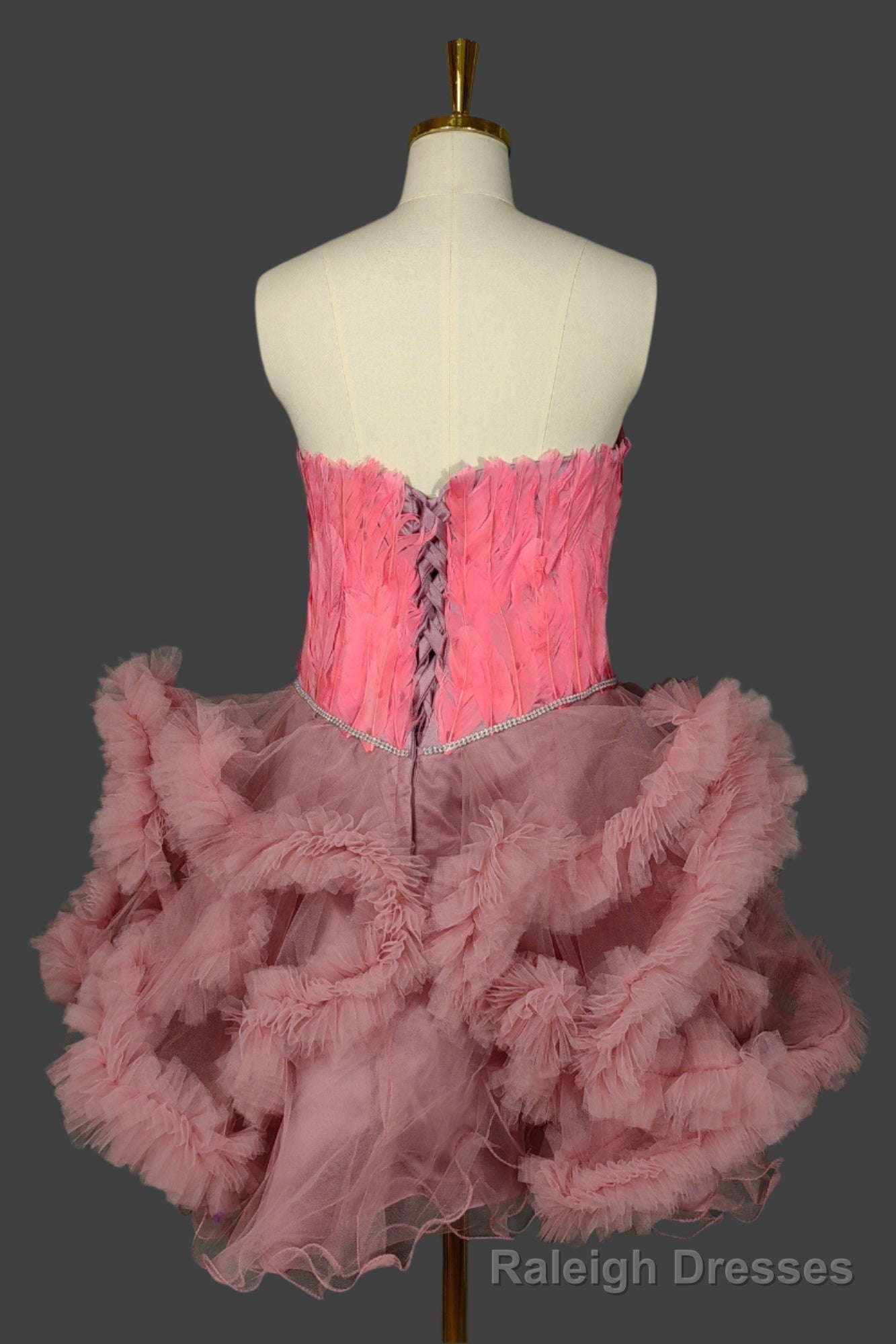 Pink Homecoming Dresses Sweetheart Neck Short Prom Dresses A Line Prom Dress with Feather