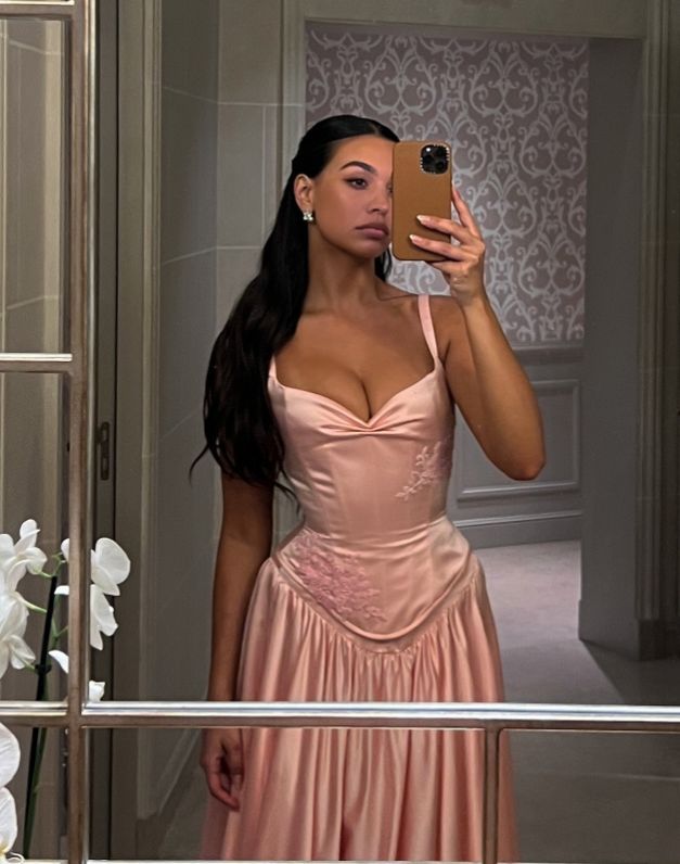 Pink Retro Elegant Sweetheart Neckline A-Line Spaghetti Strap Satin Long Prom Dresses Birthday Prom Dresses Bridesmaid Dresses Main image