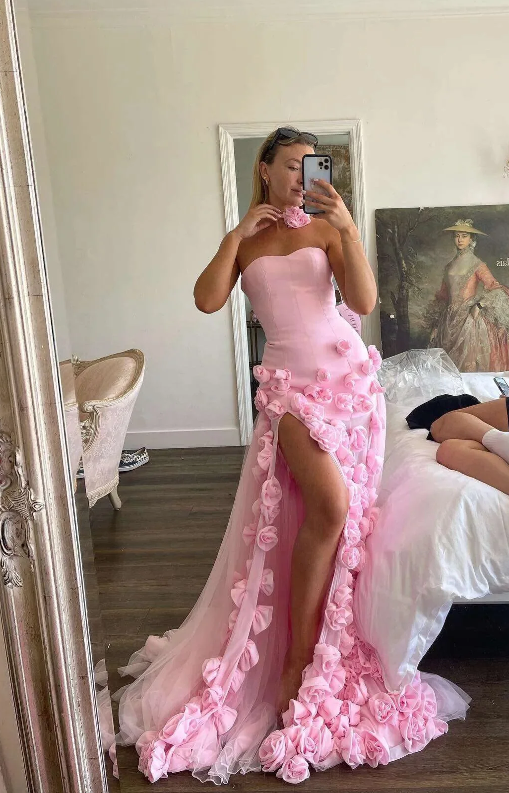 Elegant Pink Strapless 3D Flowers Tulle Mermaid Prom Dresses Long With Slit Secondary image