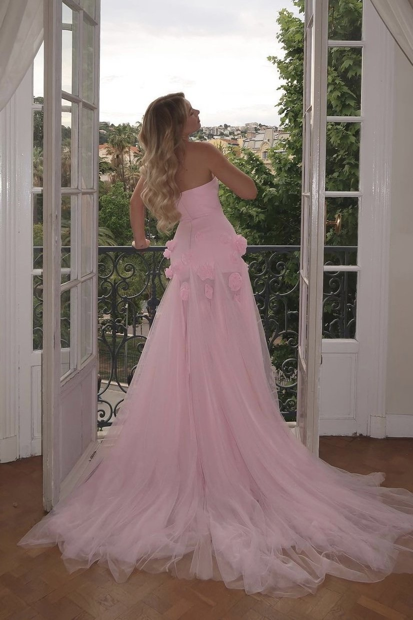 Elegant Pink Strapless 3D Flowers Tulle Mermaid Prom Dresses Long With Slit
