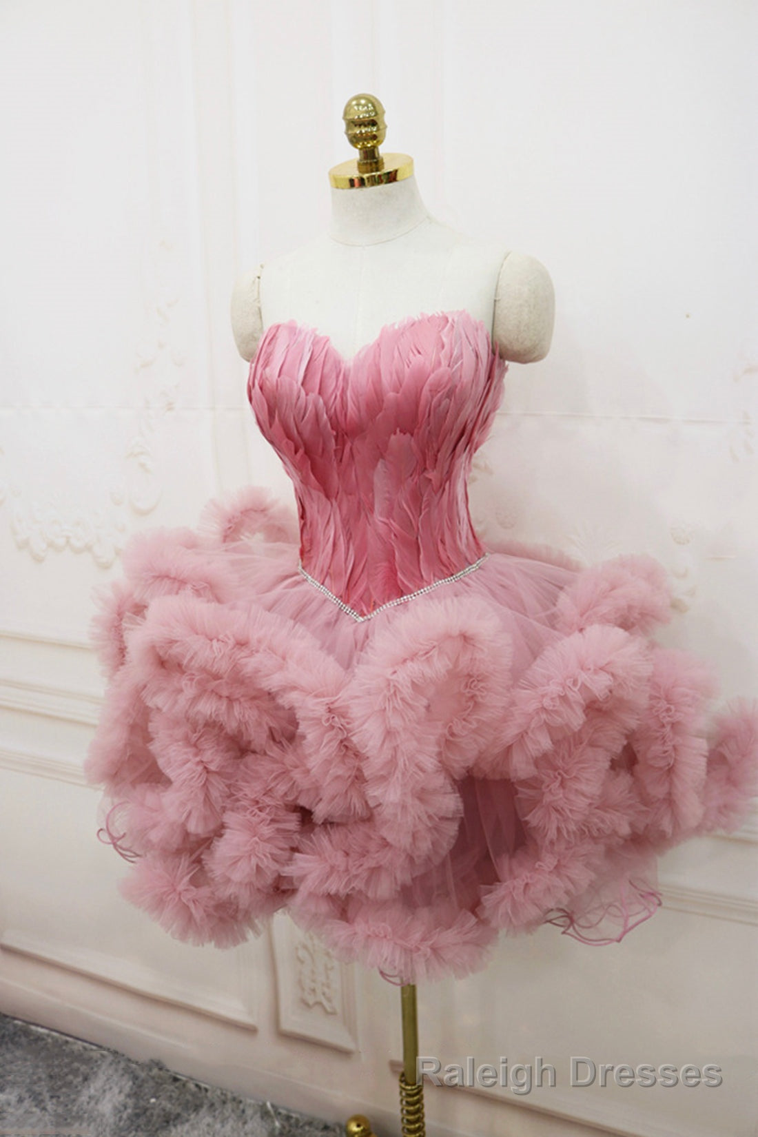 Pink Sweetheart Neck Tulle Party Dress, A Line Short Prom Dress with Feather Main image