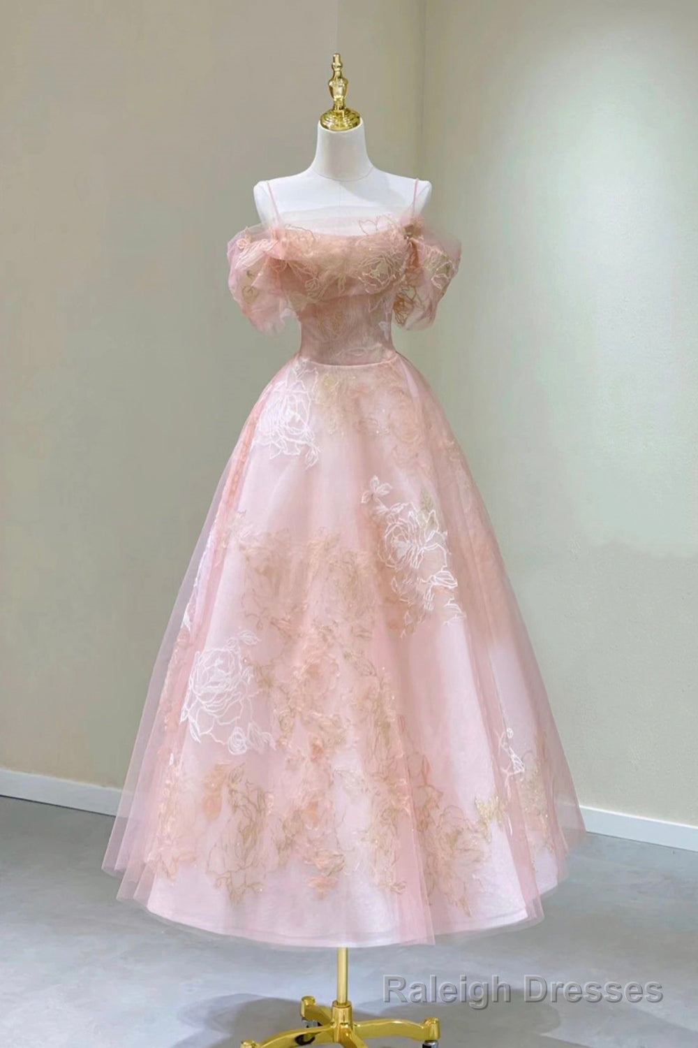 Pink Tulle Lace Short A-Line Prom Dress, Cute Off the Shoulder Party Dress