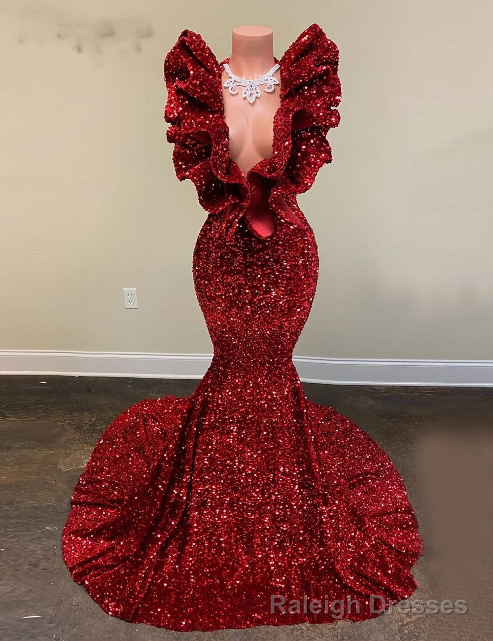Red Prom Dresses, Deep V Neck Prom Dresses, Mermaid Evening Dresses, Cheap Evening Dress, Red Prom Dresses, Sparkly Evening Dress, New Arrival Evening Dress Main image