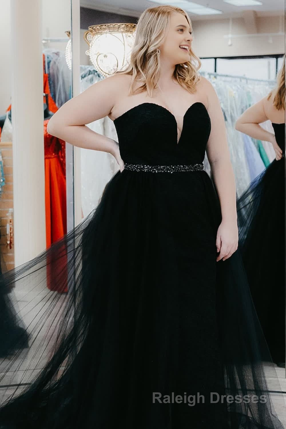 Plus Size Black Tulle Long Prom Dress with Beading Main image