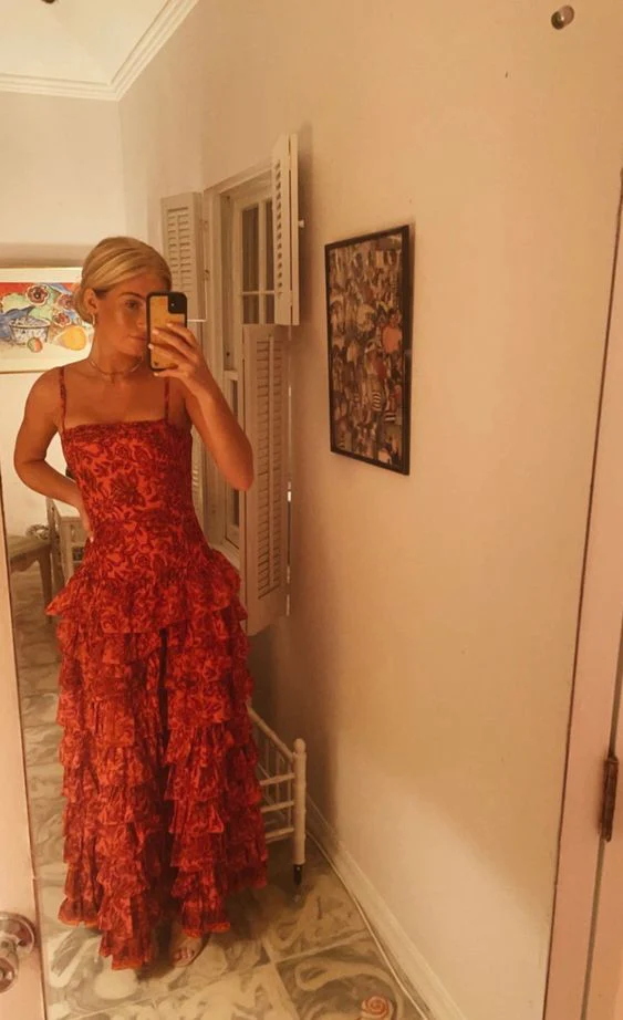 Popular Spaghetti Straps Floor Length Prom Dresses New Fashion Tiered Prom Dresses