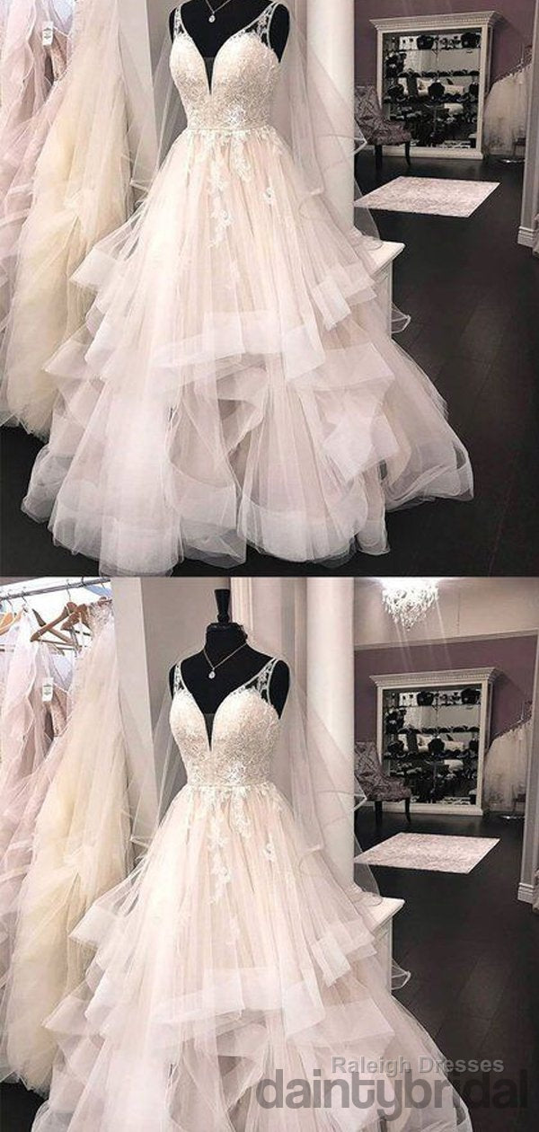 Popular V-Neck Spaghetti Straps Lace Tulle Ball Gown Wedding Dress.Db10016