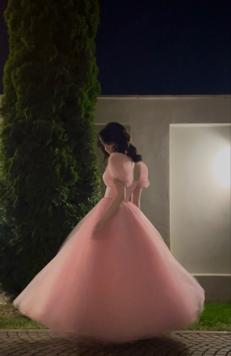 Pretty A-Line Short Sleeves Pink Tulle Prom Dress Long Prom Dresses Secondary image