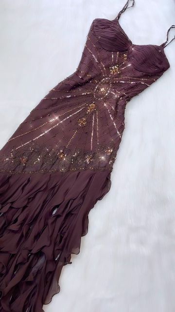 Pretty A-Line Spaghetti Straps Chiffon Prom Dress With Beads Long Prom Gown Main image