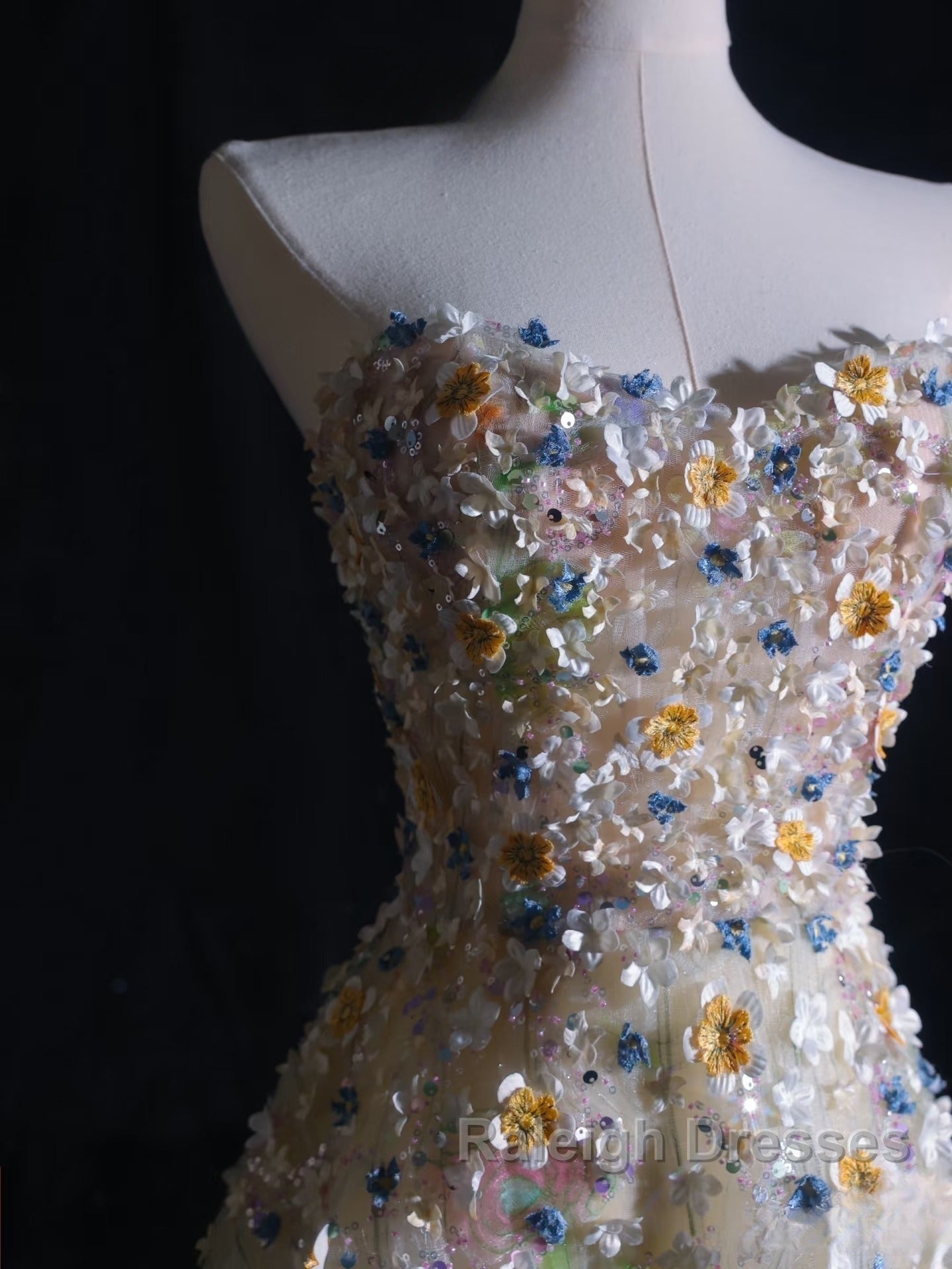 Pretty A Line Sweetheart Tulle Floral Long Prom Dresses Evening Gowns