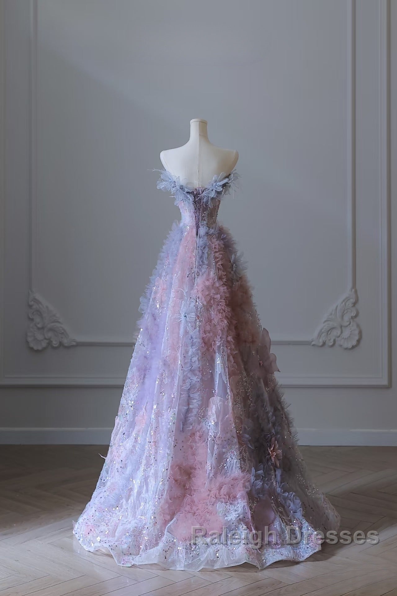 Pretty A-Line Sweetheart Tulle Prom Dress Long Prom Gowns
