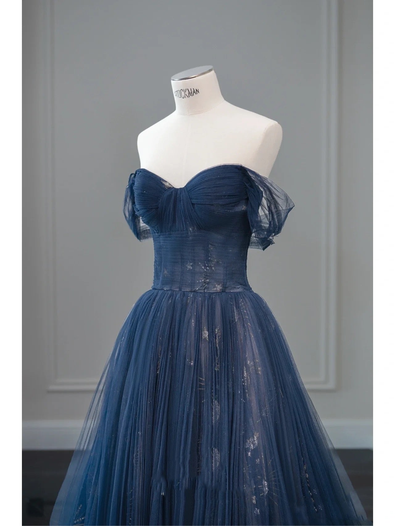 Pretty Ball Gowns Off The Shoulder Navy Blue Tulle Prom Dress Long Prom Dresses