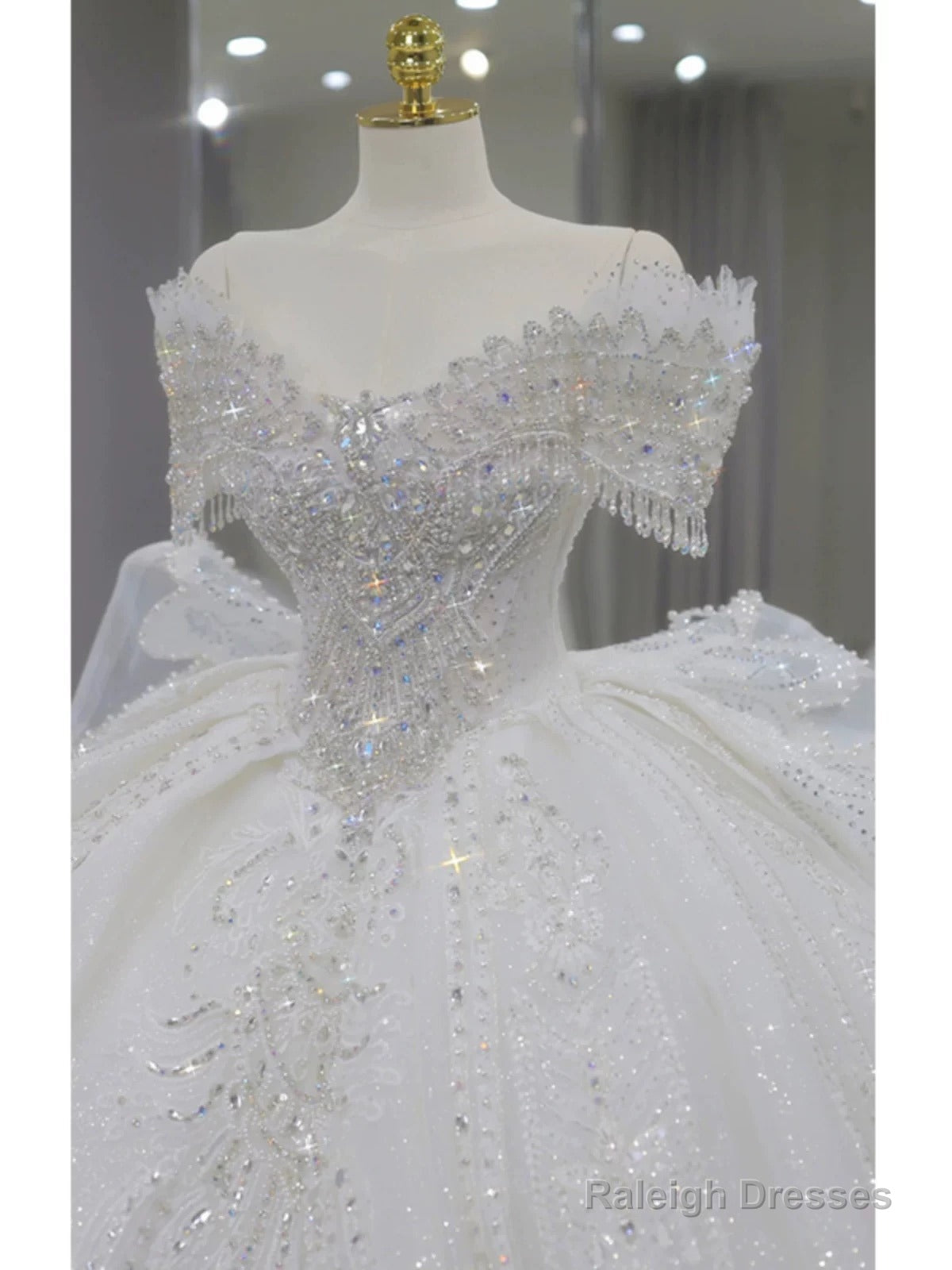 Pretty Ball Gown Off The Shoulder Short Sleeves Sequin White Wedding Dresses Brides Dress