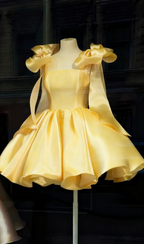 Pretty Ball Gowns Spaghetti Straps Pink Satin Short Mini Prom 8Th Grade Homecoming Dresses Summer Middle School Hoco Dress Birthday Outfits