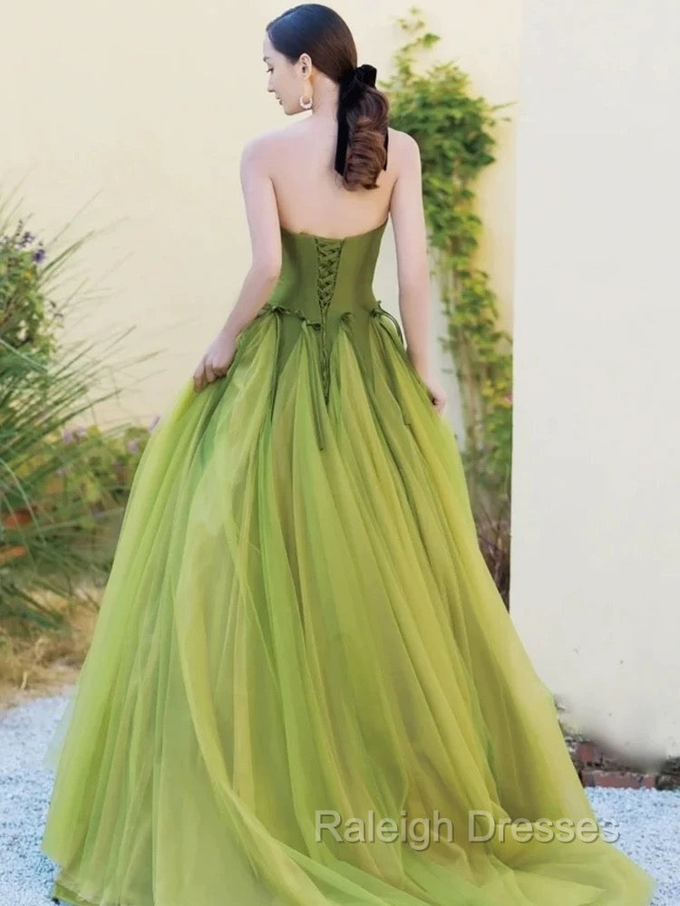Pretty Ball Gown Strapless Bud Green Tulle Prom Dresses Evening Dress