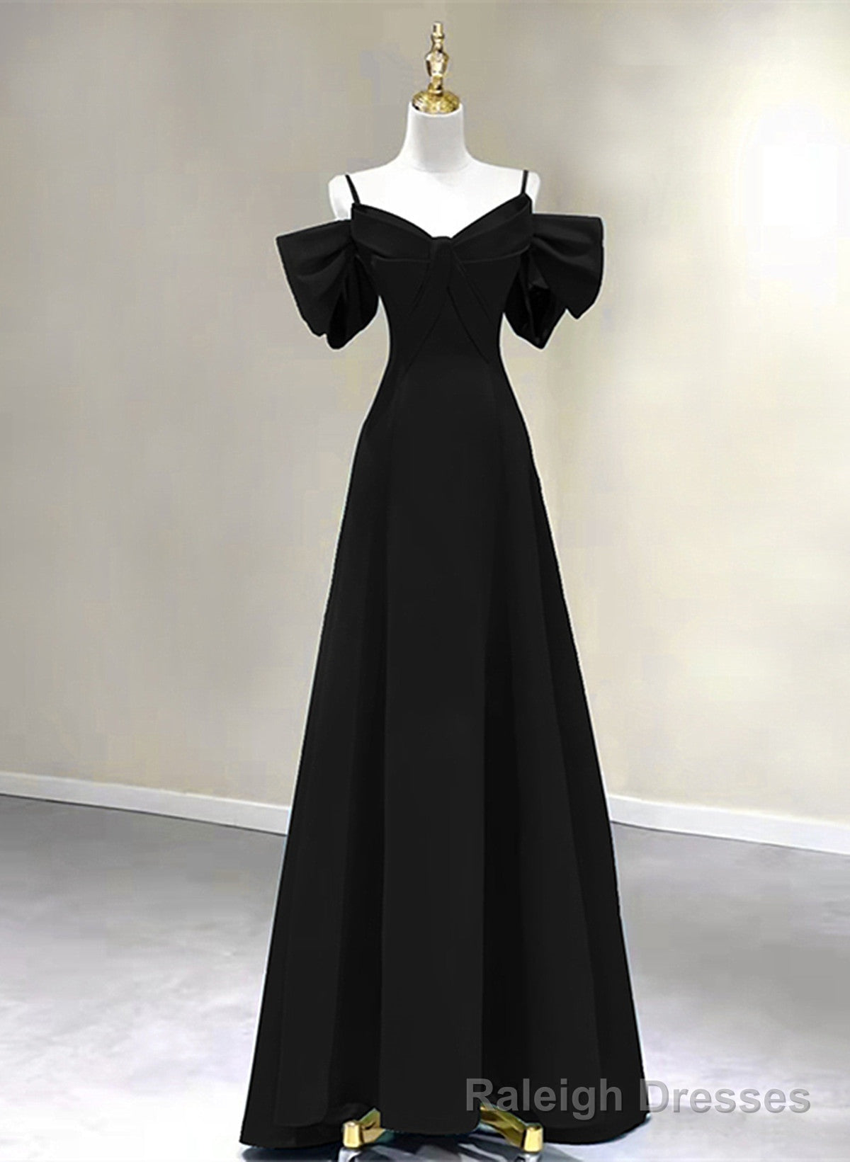 Pretty Black A-line Long Party Dress, Black Floor Length Prom Dress Evening Dress Main image