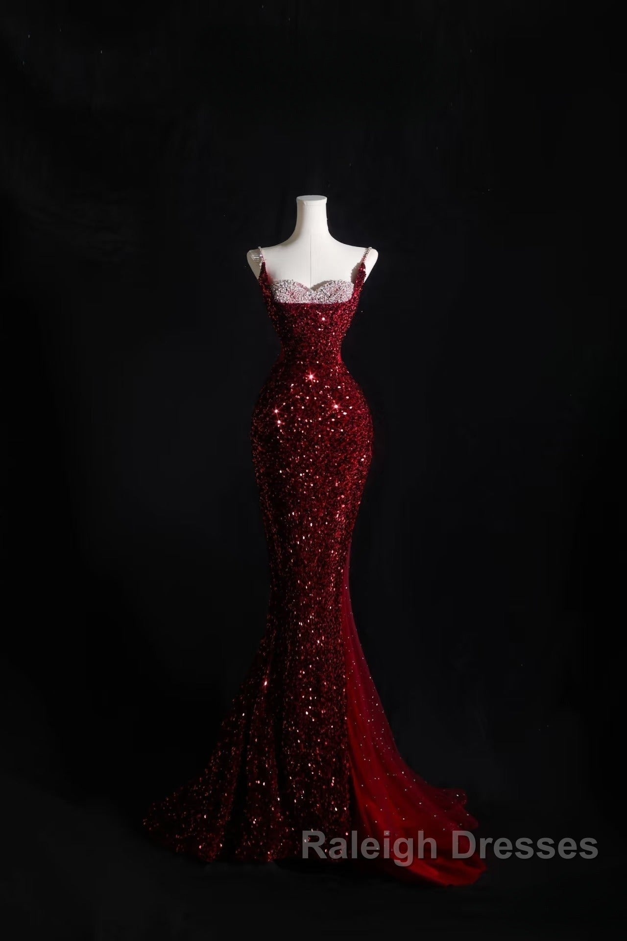 Pretty Mermaid Spaghetti Straps Sequin Beads Burgundy Prom Dress Long Prom Dresses