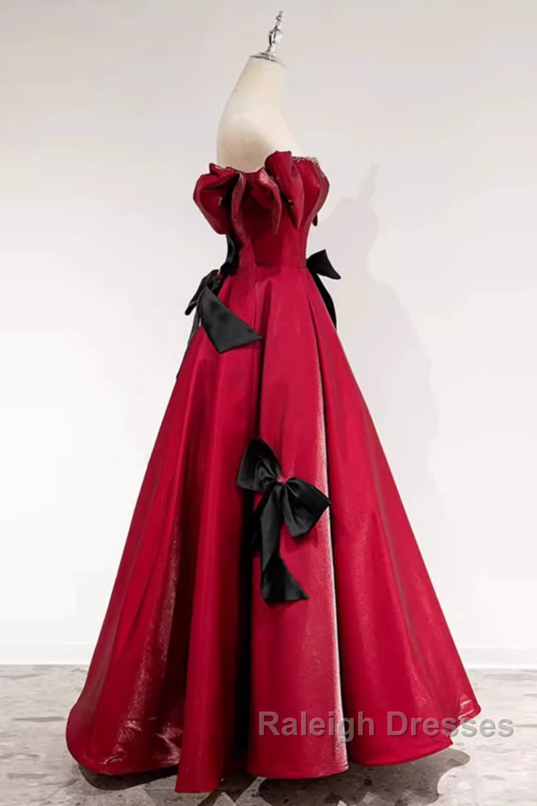 Princess A Line Off The Shoulder Party Dresses Red Prom Dresses Secondary image