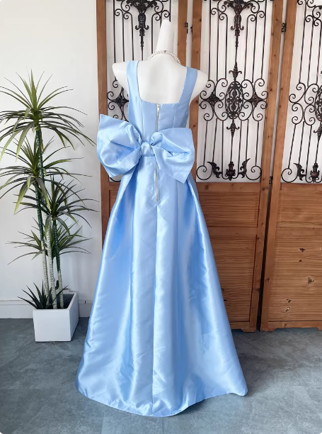 Princess Elegant Blue Square Neck Bow Satin Long Formal Prom Dress