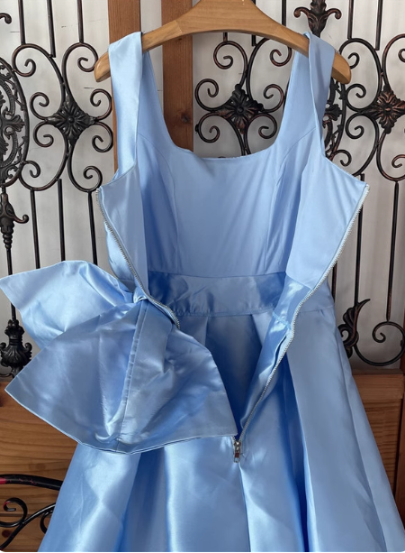 Princess Elegant Blue Square Neck Bow Satin Long Formal Prom Dress