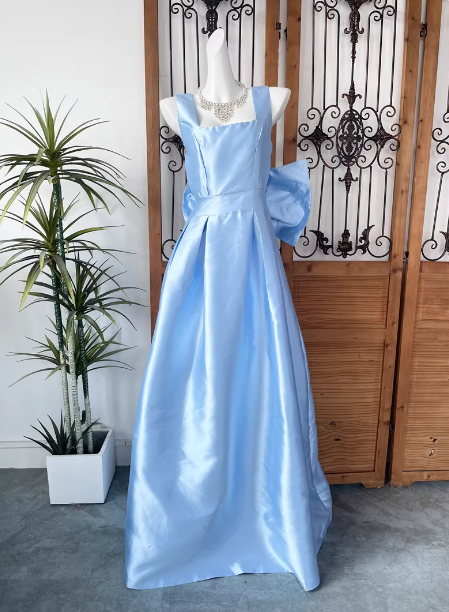 Princess Elegant Blue Square Neck Bow Satin Long Formal Prom Dress